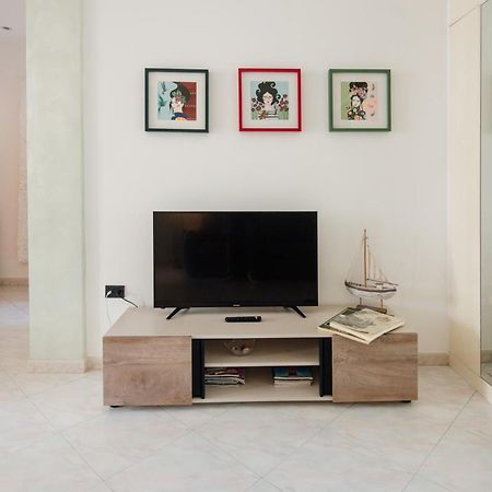 Ariadimare مولفيتا المظهر الخارجي الصورة